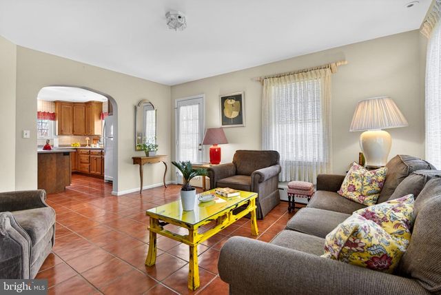 108 S LOCUST ST, Myerstown, PA 17067