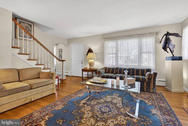 108 S LOCUST ST, Myerstown, PA 17067