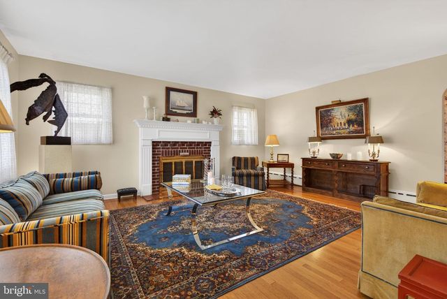 108 S LOCUST ST, Myerstown, PA 17067