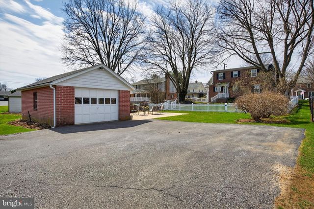 108 S LOCUST ST, Myerstown, PA 17067