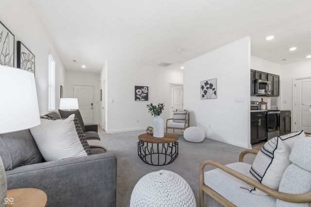 6336 Stallion Way, Indianapolis, IN 46260