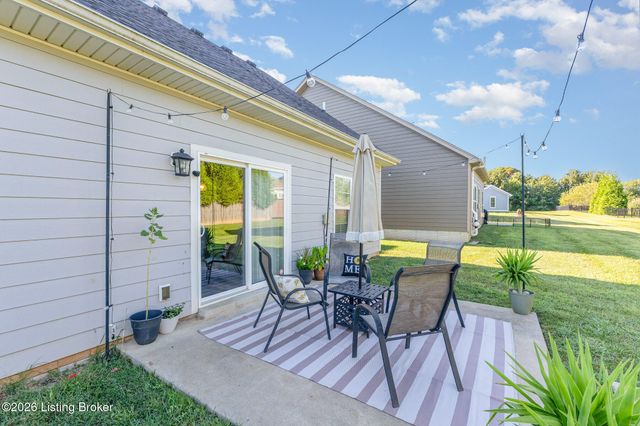 7719 Independence Pl, Crestwood, KY 40014