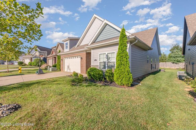 7719 Independence Pl, Crestwood, KY 40014