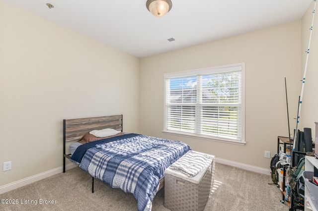 7719 Independence Pl, Crestwood, KY 40014