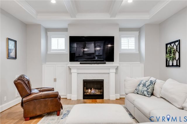 18206 Timber Banks Ln, Moseley, VA 23120