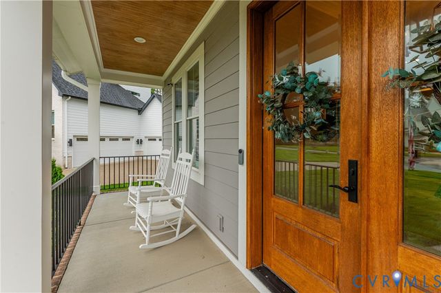 18206 Timber Banks Ln, Moseley, VA 23120