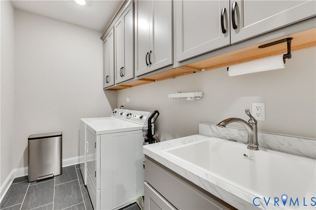 18206 Timber Banks Ln, Moseley, VA 23120