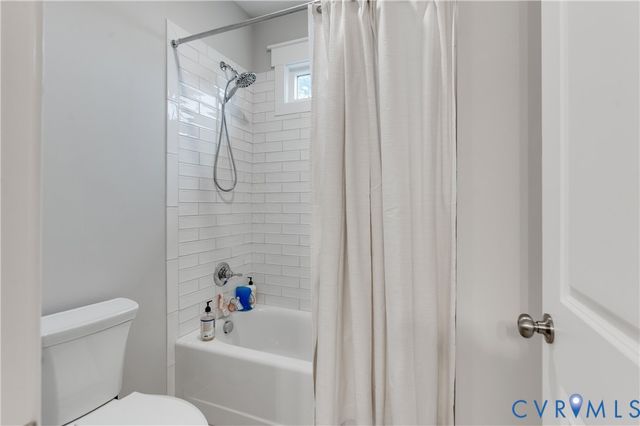 18206 Timber Banks Ln, Moseley, VA 23120
