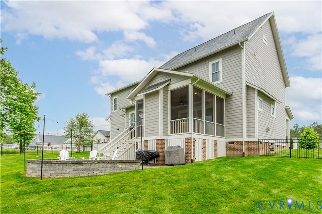 18206 Timber Banks Ln, Moseley, VA 23120