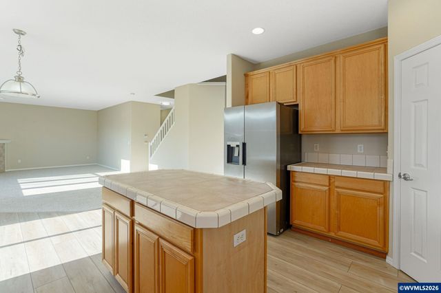 1676 Marten Av SW, Albany, OR 97321