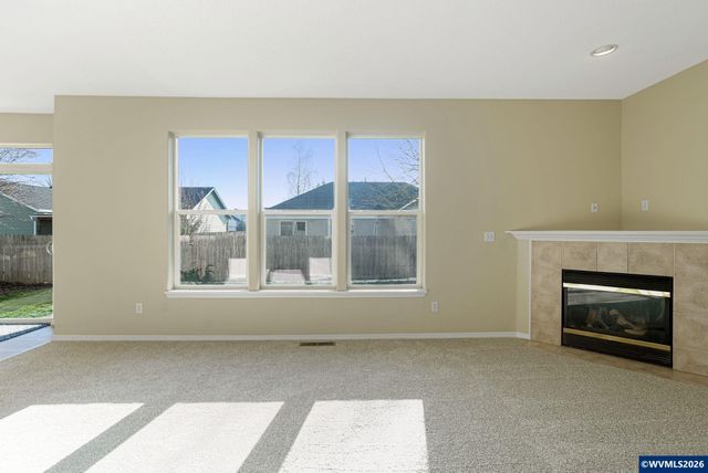 1676 Marten Av SW, Albany, OR 97321