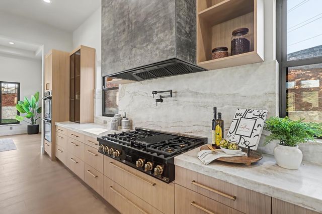 950 Belfiore Ct, El Dorado Hills, CA 95762