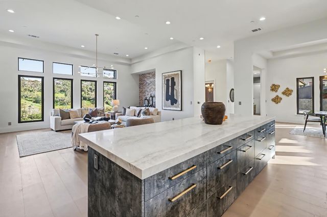 950 Belfiore Ct, El Dorado Hills, CA 95762