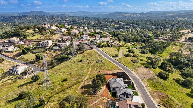 950 Belfiore Ct, El Dorado Hills, CA 95762