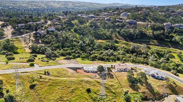 950 Belfiore Ct, El Dorado Hills, CA 95762