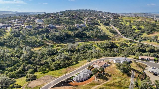 950 Belfiore Ct, El Dorado Hills, CA 95762