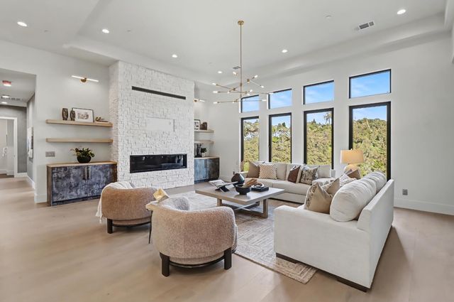 950 Belfiore Ct, El Dorado Hills, CA 95762