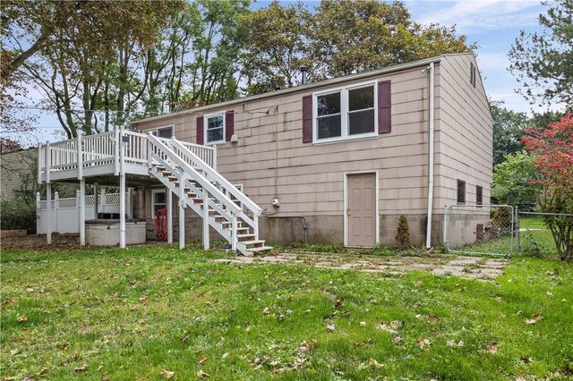 60 Overland Trail, Henrietta, NY 14586