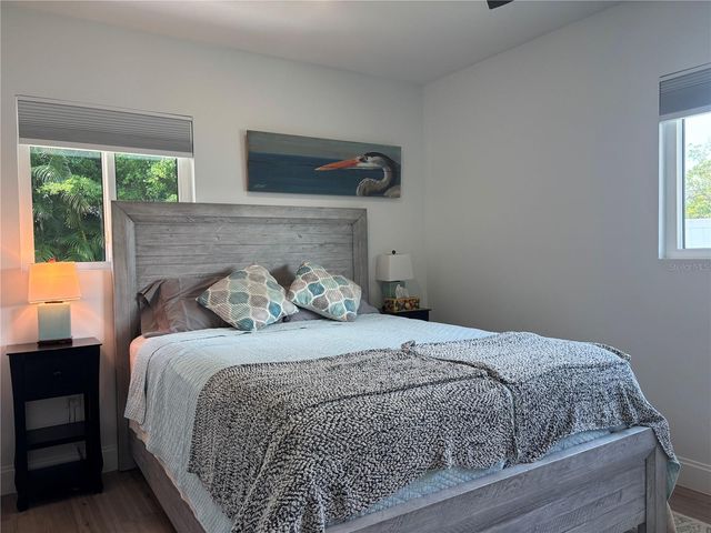 2201 WEBBER STREET, Sarasota, FL 34239