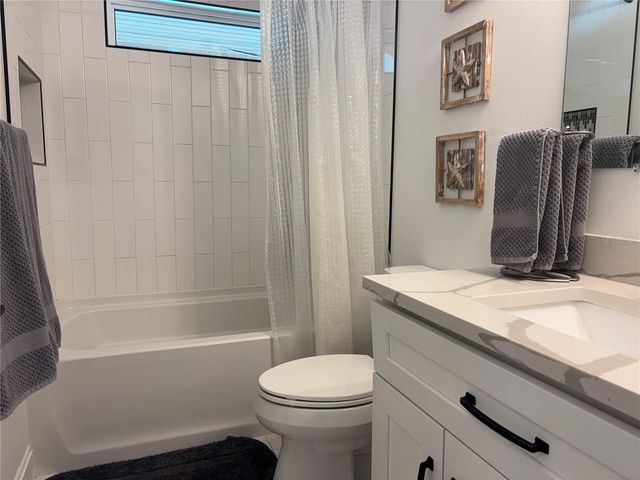 2201 WEBBER STREET, Sarasota, FL 34239