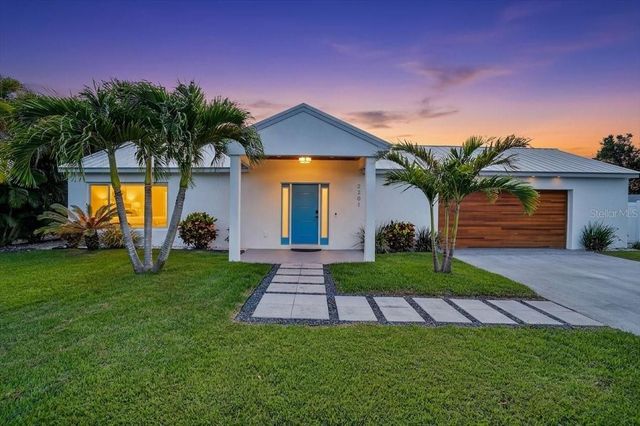 2201 WEBBER STREET, Sarasota, FL 34239