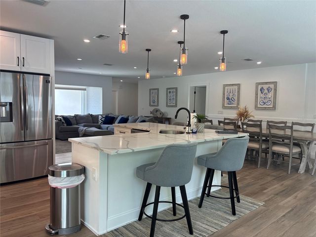 2201 WEBBER STREET, Sarasota, FL 34239