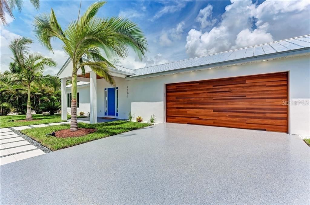2201 WEBBER STREET, Sarasota, FL 34239