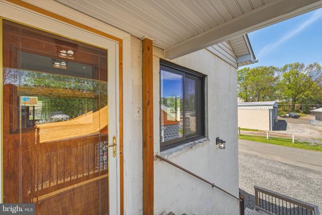 155 CENTER ST, Mount Jackson, VA 22842