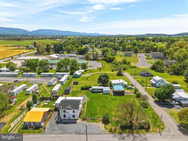 155 CENTER ST, Mount Jackson, VA 22842