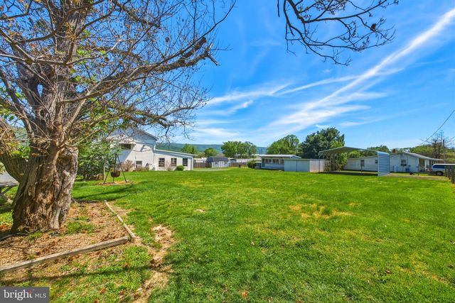 155 CENTER ST, Mount Jackson, VA 22842