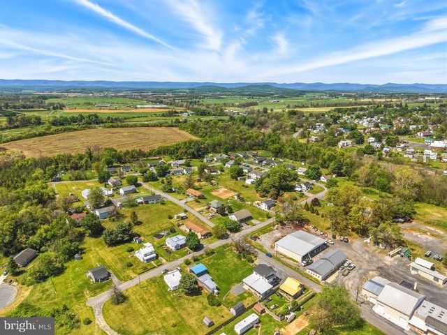 155 CENTER ST, Mount Jackson, VA 22842
