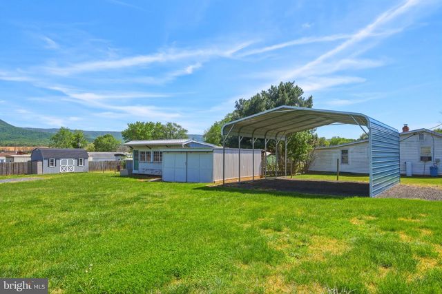 155 CENTER ST, Mount Jackson, VA 22842