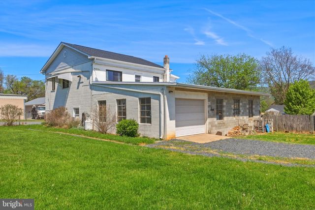 155 CENTER ST, Mount Jackson, VA 22842