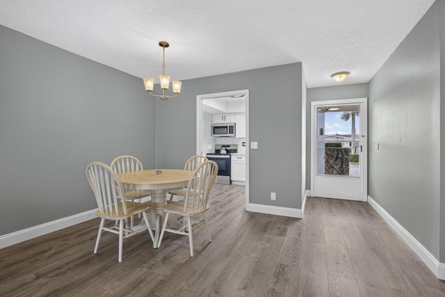 2703 Dudley Drive W H, West Palm Beach, FL 33415