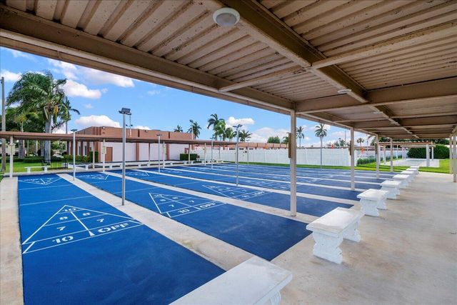 2703 Dudley Drive W H, West Palm Beach, FL 33415