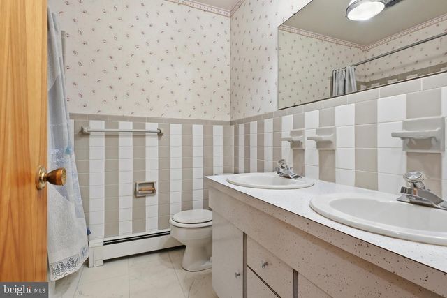 302 W COURTLAND AVENUE, Shiremanstown, PA 17011