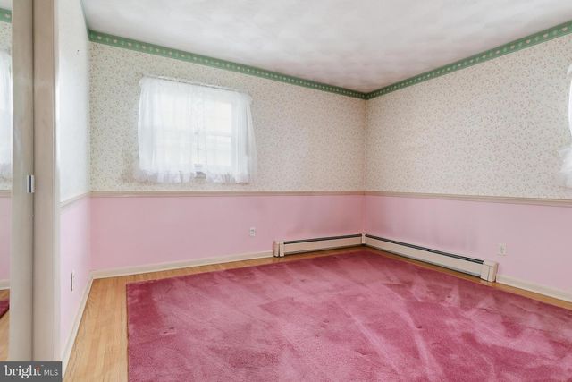 302 W COURTLAND AVENUE, Shiremanstown, PA 17011