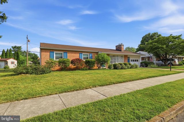 302 W COURTLAND AVENUE, Shiremanstown, PA 17011