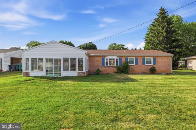 302 W COURTLAND AVENUE, Shiremanstown, PA 17011