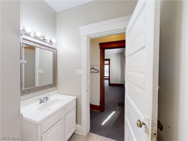 476 Rentschler Street, Akron, OH 44304