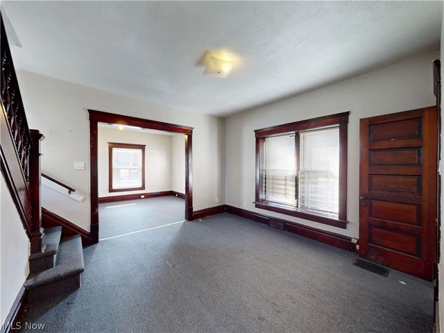 476 Rentschler Street, Akron, OH 44304