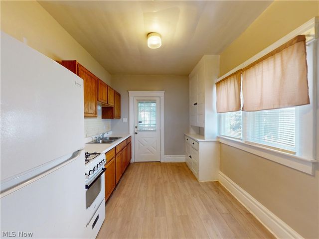 476 Rentschler Street, Akron, OH 44304