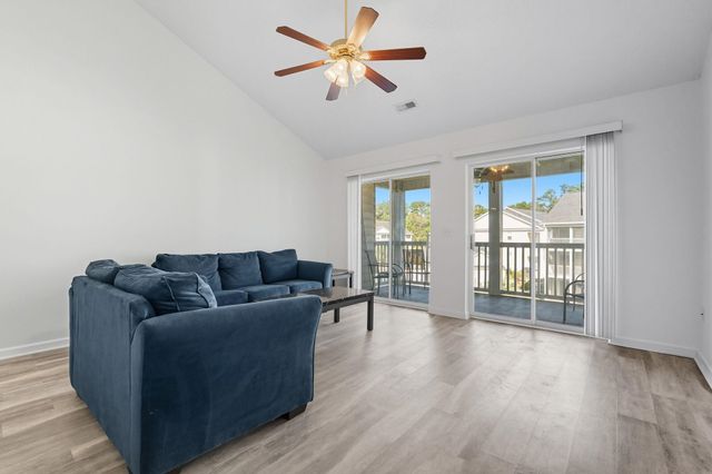 659 Woodmoor Dr Unit 302, Murrells Inlet, SC 29576