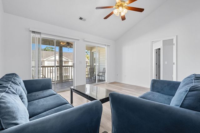 659 Woodmoor Dr Unit 302, Murrells Inlet, SC 29576