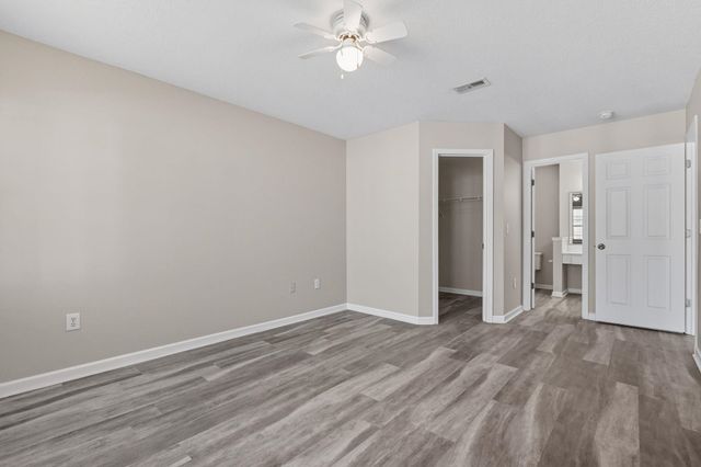 659 Woodmoor Dr Unit 302, Murrells Inlet, SC 29576