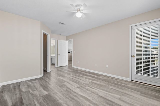 659 Woodmoor Dr Unit 302, Murrells Inlet, SC 29576