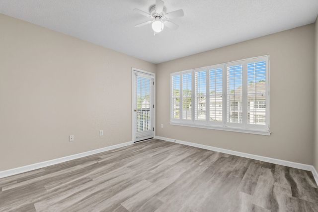 659 Woodmoor Dr Unit 302, Murrells Inlet, SC 29576