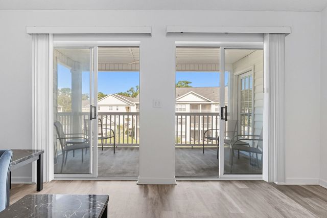 659 Woodmoor Dr Unit 302, Murrells Inlet, SC 29576