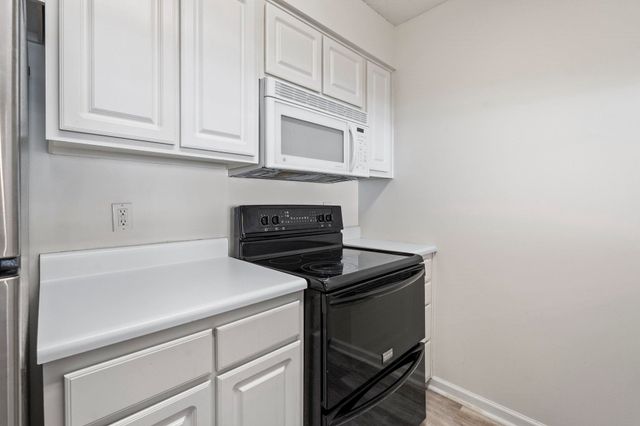 659 Woodmoor Dr Unit 302, Murrells Inlet, SC 29576