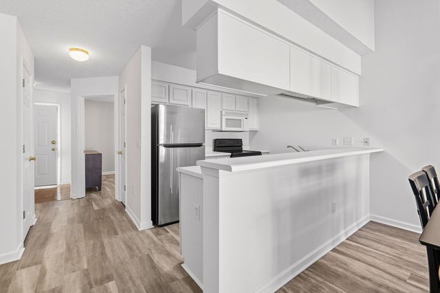 659 Woodmoor Dr Unit 302, Murrells Inlet, SC 29576